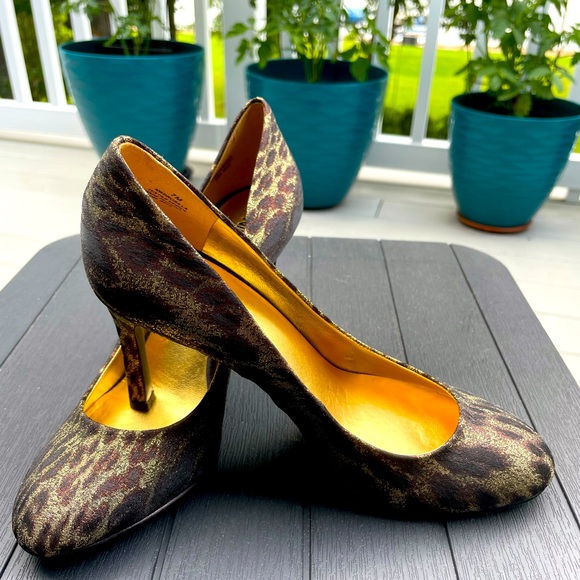 Metallic Animal Print Nine West Pumps - Picture 1 of 6